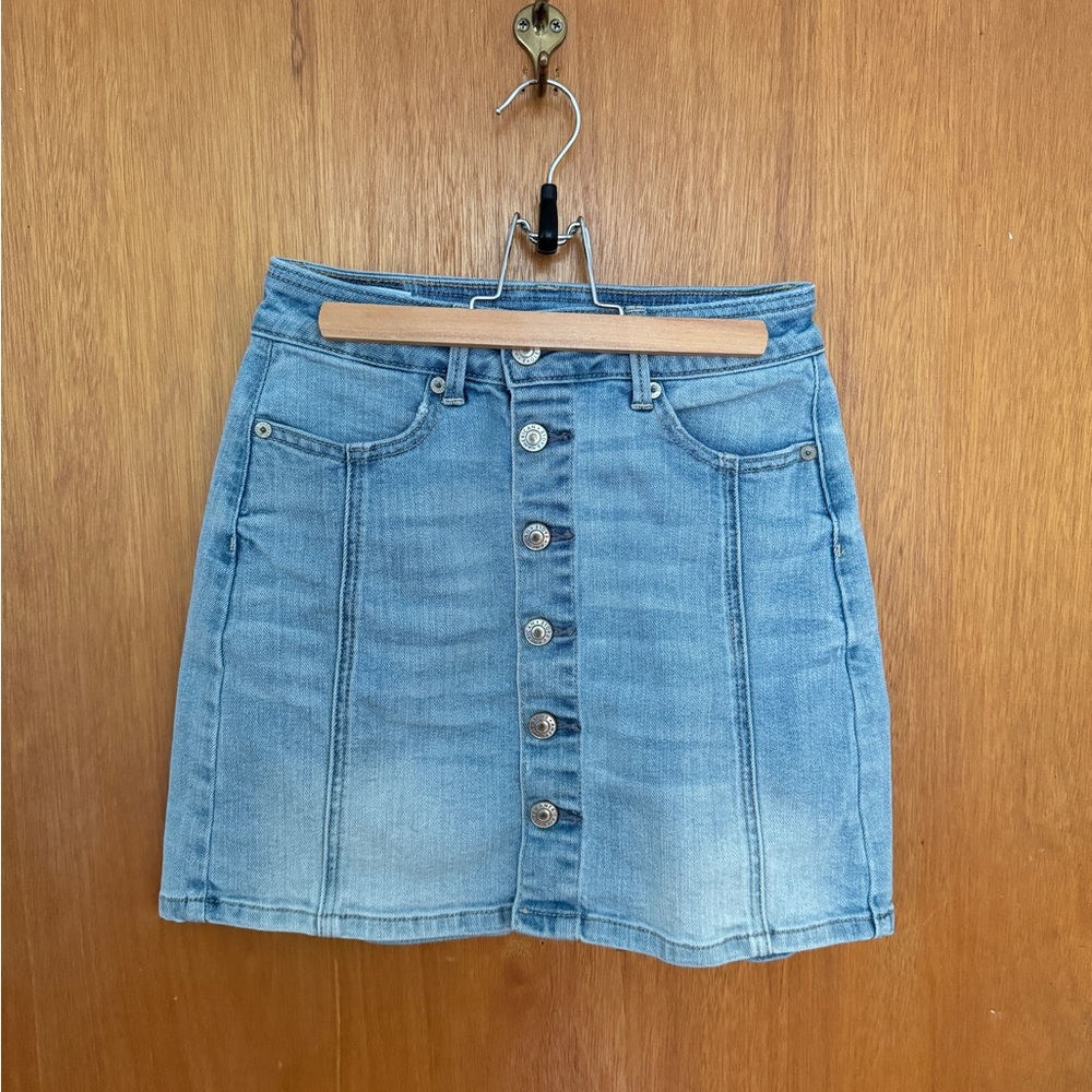 American Eagle Light Wash Denim High Rise Skirt